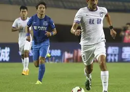 包含重庆斯威客场逼平建业，保级形势依然不容乐观的词条
